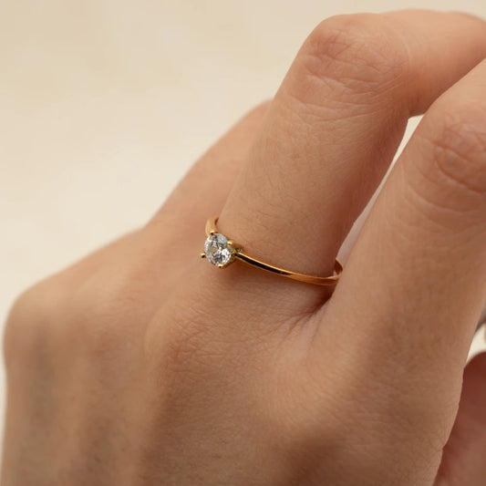 Isis Shine Ring